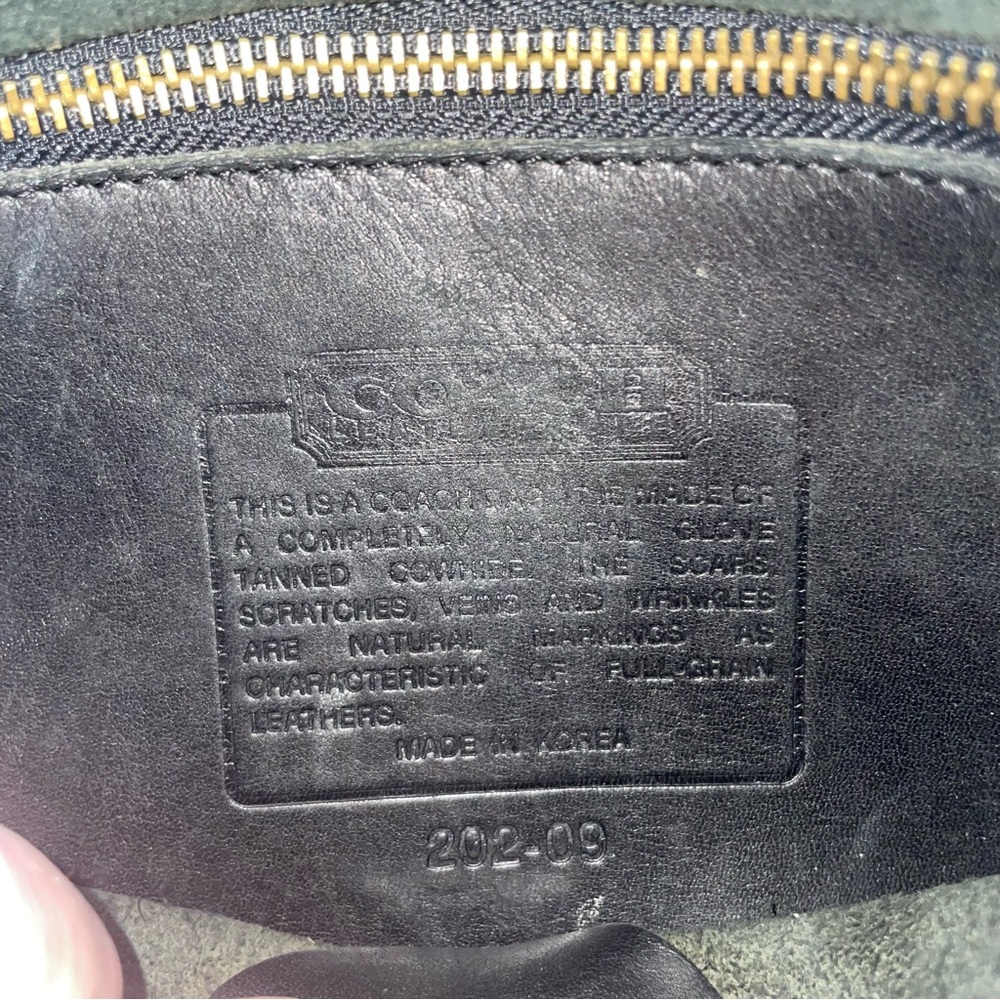 COACH Vintage Black Leather Crossbody Bag Purse Classic 202-09 Twist Lock - Picture 13 of 13